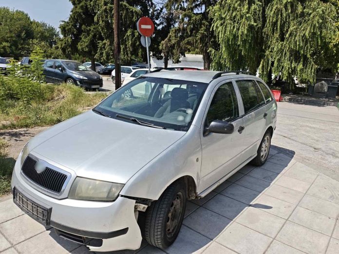 Σέρρες: Χειροπέδες σε Ρουμάνο διακινητή μεταναστών – Στοίβαξε εννιά αλλοδαπούς σε ΙΧ