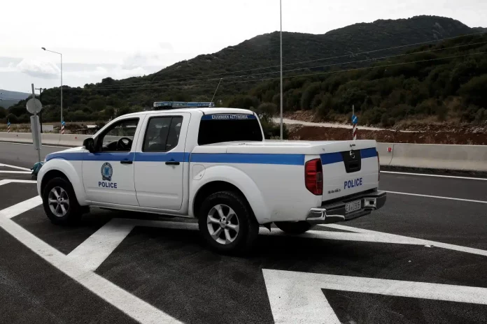 Κοζάνη: Καταδίωξη τριών ατόμων μετά από απόπειρα κλοπής – Τραυματίστηκαν οι δράστες μετά από ανατροπή του ΙΧ