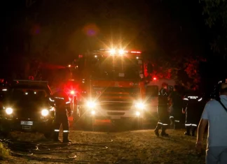 Υπό έλεγχο η πυρκαγιά σε ισόγειο κατάστημα στο Παλαιό Φάληρο, εκκενώθηκε προληπτικά πολυκατοικία