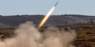 Η Ρωσία εξετάζει το ενδεχόμενο να κλιμακώσει τις επιθέσεις με βαλλιστικούς πυραύλους στο Κίεβο