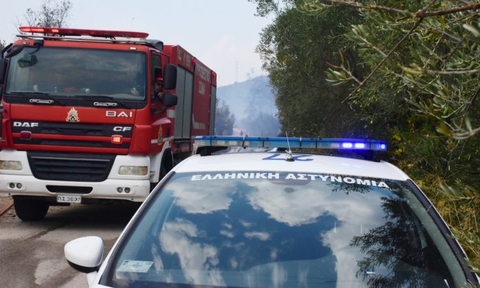 Σητεία: Φωτιά στο Καρύδι – Εστάλη μήνυμα από το 112