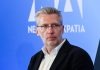 “Εξυπνάδες” Σκέρτσου: «Δεν προκύπτει ότι οι περισσότεροι Έλληνες έχουν καταθέσεις κάτω από 1.000 ευρώ» – «Μπορεί να έχουν 51.300 ευρώ μοιρασμένα σε λογαριασμούς»