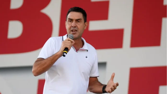 Μπλόκο σε αμβλώσεις, ΛΟΑΤΚΙ+ και εκπαίδευση στα σχολεία: Ο ακροδεξιός στρατηγός στην Ιταλία που έφτιαξε κόμμα και…