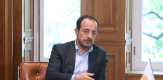 Η Λευκωσία αντιμέτωπη με αποφάσεις για το καλώδιο