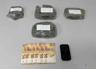 Πάνω από 3 κιλά ηρωίνης εντοπίστηκαν μετά από αστυνομική επιχείρηση σε σπίτι στη Θεσσαλονίκη, μία σύλληψη, δείτε βίντεο