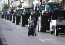 Στα ...κάγκελα οι αγρότες παρά τα μέτρα