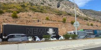 Κλειστή η Ε.Ο. Αθηνών – Κορίνθου: Πρωτοφανείς εικόνες με οδηγούς να ξεκουράζονται στο οδόστρωμα