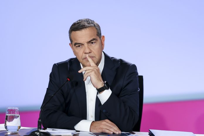 Ο Τσίπρας θα συζητήσει και με ΠΑΣΟΚ αν είναι πρώτος στις εκλογές Ο Τσίπρας θα συζητήσει και με ΠΑΣΟΚ αν είναι πρώτος στις εκλογές
