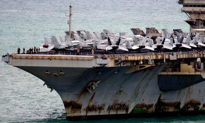 Πεντικιούρ και ζεστό φαγητό: Η επιστροφή του σκουριασμένου Abraham Lincoln μετά από 9 μήνες