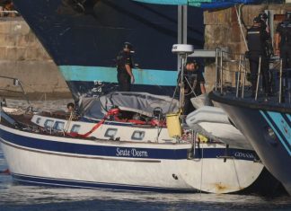 Ισπανία: Κατασχέθηκε γιοτ με πάνω από 2 τόνους κοκαΐνης – Πέντε συλλήψεις Ισπανία: Κατασχέθηκε γιοτ με πάνω από 2 τόνους κοκαΐνης - Πέντε συλλήψεις