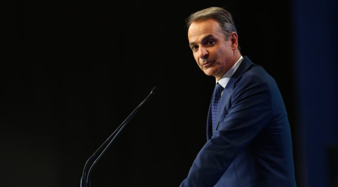 Ούτε λέξη για την ακρίβεια!