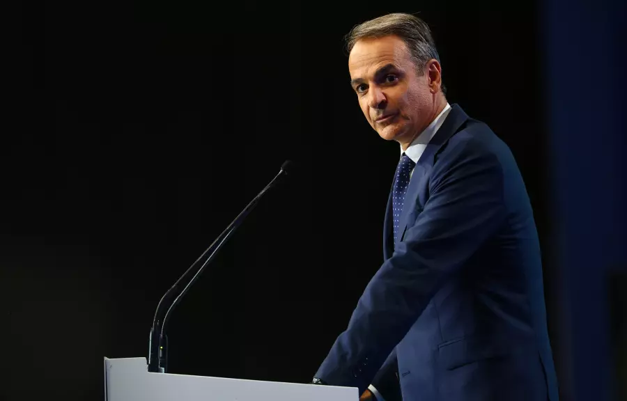 Ούτε λέξη για την ακρίβεια!