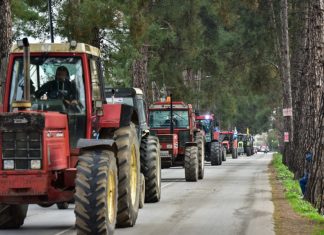 Καπούνης για εξαγγελίες Μητσοτάκη: Οι αγρότες δε βγάζουν 20.000 ευρώ, δεν έχουν μαντήλι να κλάψουν
