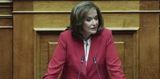 Ο χρησμός της Ντόρας περί «αλαζονείας» και τα «καλάμια» του Δ. Καιρίδη αναστάτωσαν την Ν.Δ. Ο χρησμός της Ντόρας περί «αλαζονείας» και τα «καλάμια» του Δ. Καιρίδη αναστάτωσαν την Ν.Δ.