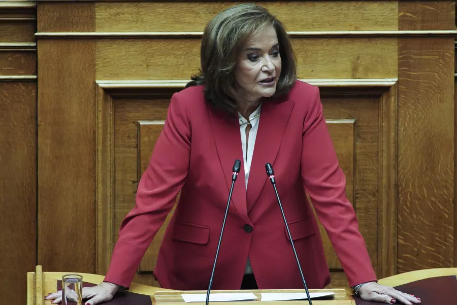 4a058e936a5caaa9143360eebd053286_L Ο χρησμός της Ντόρας περί «αλαζονείας» και τα «καλάμια» του Δ. Καιρίδη αναστάτωσαν την Ν.Δ.
