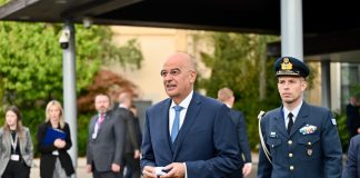 Πλατφόρμα Δένδια από τη ΔΕΘ: Ζητάει την ανασύσταση της μεσαίας τάξης – Ρεκόρ παρουσιών «γαλάζιων» Πλατφόρμα Δένδια από τη ΔΕΘ: Ζητάει την ανασύσταση της μεσαίας τάξης - Ρεκόρ παρουσιών «γαλάζιων»