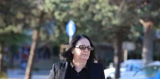 Δίκη Τεμπών: Ράγισε καρδιές η κατάθεση της μάνας του Βάιου Βλάχου