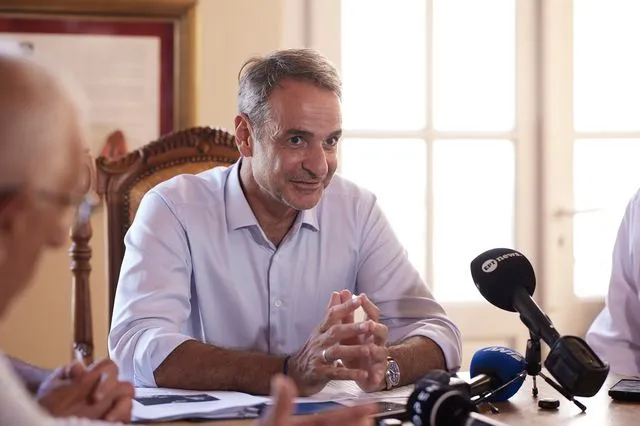 5325785-640x426 Το μεγαλύτερο προπαγανδαστικό κατόρθωμα της Νέας Δημοκρατίας