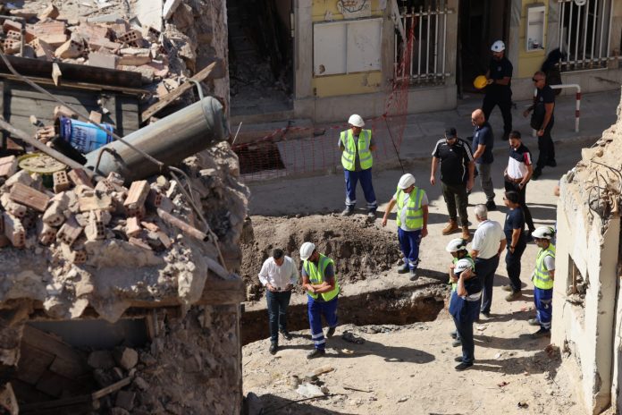 Έκρηξη στην Πλάκα: Στον 2ο όροφο του κτιρίου η διαρροή αερίου, στεγανό το κεντρικό δίκτυο – Γενετικό υλικό έδωσαν οι…
