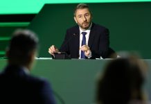 Η στρατηγική του ΠΑΣΟΚ: Να φαίνεται ότι μπορεί να πλησιάσουμε τον Τσίπρα! Η στρατηγική του ΠΑΣΟΚ: Να φαίνεται ότι μπορεί να πλησιάσουμε τον Τσίπρα!