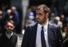 Η προσωπική άποψη Μαρινάκη για το επίδομα ανεργίας βρίσκει υποστηρικτές εντός της κυβέρνησης