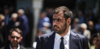 Η προσωπική άποψη Μαρινάκη για το επίδομα ανεργίας βρίσκει υποστηρικτές εντός της κυβέρνησης Η προσωπική άποψη Μαρινάκη για το επίδομα ανεργίας βρίσκει υποστηρικτές εντός της κυβέρνησης