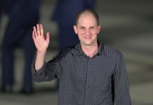 Γκέρσκοβιτς: Ο Αμερικανός δημοσιογράφος περιγράφει την καλοστημένη παγίδα της FSB για να συλληφθεί