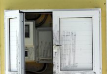 Τι... κερατιάτικα πληρώνουμε στους λογαριασμούς του ρεύματος