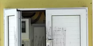 Τι... κερατιάτικα πληρώνουμε στους λογαριασμούς του ρεύματος