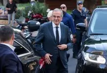 Μαξίμου: Κωδικός «Απαξιώστε τον Σαμαρά»