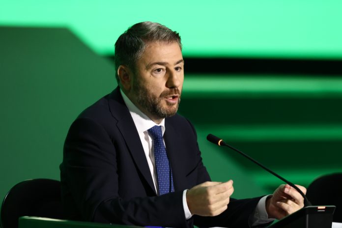 Ανδρουλάκης: Δεύτερη θέση για να σώσει οτιδήποτε αν σώζεται! Ανδρουλάκης: Δεύτερη θέση για να σώσει οτιδήποτε αν σώζεται!