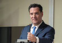 Μέλος της εφορευτικής επιτροπής των εσωκομματικών εκλογών της ΝΔ του 2015: «Ο Α.Γεωργιάδης ήταν υποψήφιος με πλαστές…