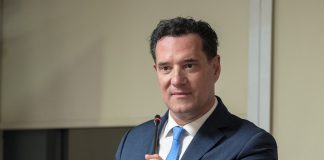 Μέλος της εφορευτικής επιτροπής των εσωκομματικών εκλογών της ΝΔ του 2015: «Ο Α.Γεωργιάδης ήταν υποψήφιος με πλαστές…