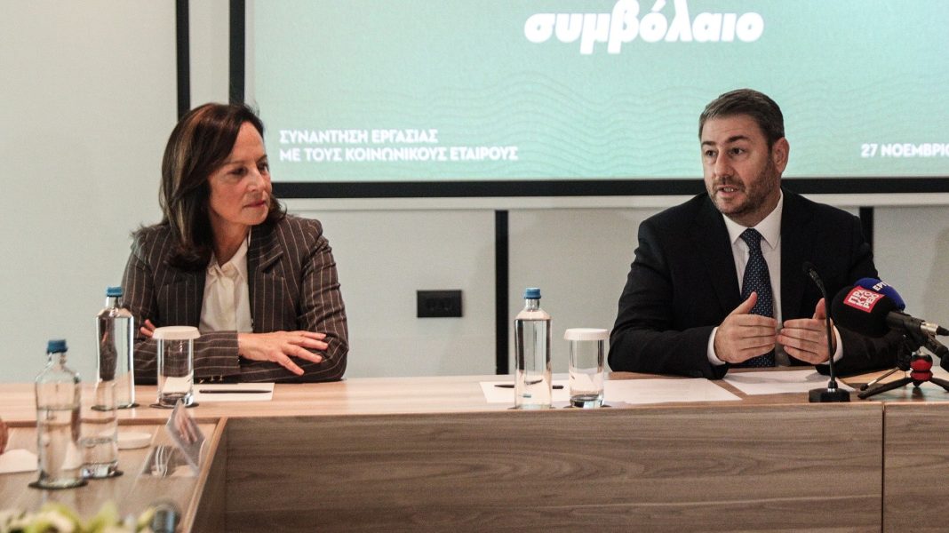 Θεαματικό άδειασμα Ανδρουλάκη σε Διαμαντοπούλου – Δεν την κάλυψε σε σενάριο φυγής της στη ΝΔ