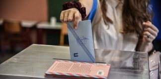 Δημοσκόπηση GPO δίνει 30,6% στη ΝΔ, 16% η ΕΛΑΣ, 12,8% το ΠΑΣΟΚ – Πώς κρίνουν οι πολίτες Μητσοτάκη, Τσίπρα, Ανδρουλάκη στη ΔΕΘ Δημοσκόπηση GPO δίνει 30,6% στη ΝΔ, 16% η ΕΛΑΣ, 12,8% το ΠΑΣΟΚ – Πώς κρίνουν οι πολίτες Μητσοτάκη, Τσίπρα, Ανδρουλάκη…