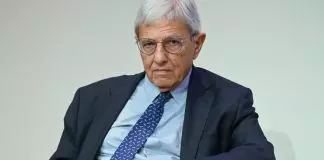 Τάσος Γιαννίτσης: Διαφθορά Τάσος Γιαννίτσης: Διαφθορά