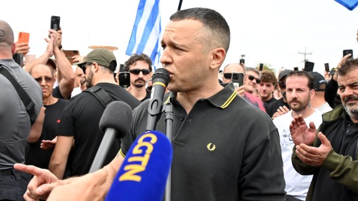 Ο αληθινός «πονοκέφαλος» στο Μαξίμου για τον Κασιδιάρη