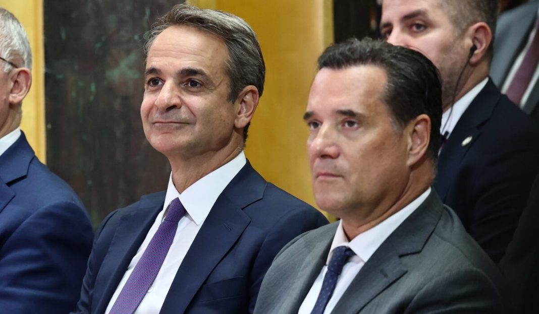 Ο Κυριάκος στηρίζει Άδωνι – Και για τους «μπάφους»