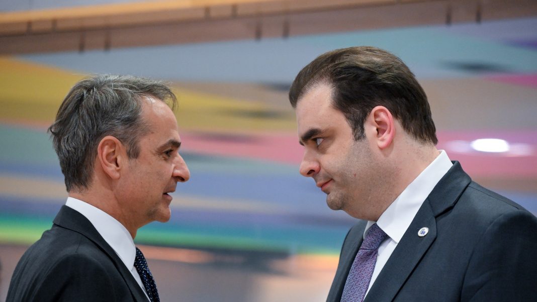 Η κυβέρνηση αγωνιά για τον ενεργειακό χειμώνα και οι γαλάζιοι βουλευτές για τις επιπτώσεις στους ψηφοφόρους της