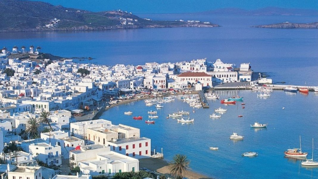 Σε αργία τέθηκε ο προϊστάμενος της Πολεοδομίας Μυκόνου- Ελέγχεται για κακουργήματα