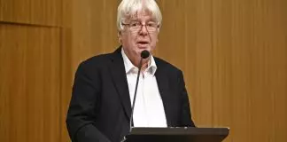 Ο Σιακαντάρης ξαναχτυπά: Προτείνει συγχώνευση ΠΑΣΟΚ-ΕΛΑΣ-ΣΥΡΙΖΑ και Νέας Αριστεράς