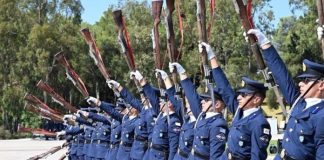 Η «νέα Εποχή» των Ενόπλων Δυνάμεων καταρρέει Η «νέα Εποχή» των Ενόπλων Δυνάμεων καταρρέει