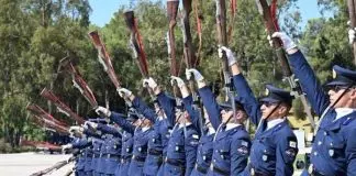 Η «νέα Εποχή» των Ενόπλων Δυνάμεων καταρρέει