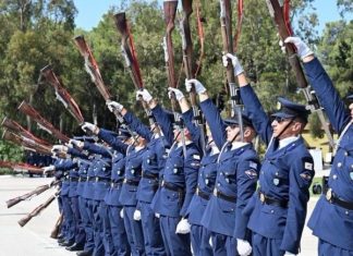 Η «νέα Εποχή» των Ενόπλων Δυνάμεων καταρρέει Η «νέα Εποχή» των Ενόπλων Δυνάμεων καταρρέει