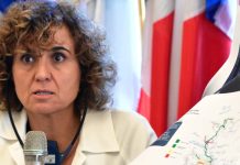 Τέμπη: Συνέντευξη «παρωδία» από την δεξιά επικεφαλής αποστολής του ευρωκοινοβουλίου– «Φεύγουμε ήσυχοι, θα χάσουμε το…