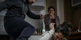 Σοκ στον Αλμυρό: Κλωτσιές στην έγκυο σύντροφό του καταγγέλλεται ότι έδωσε 28χρονος