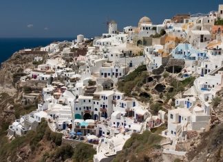 Σαντορίνη: Πέθανε 68χρονος επιβάτης κρουαζιερόπλοιου κατά τη διάρκεια του ταξιδιού