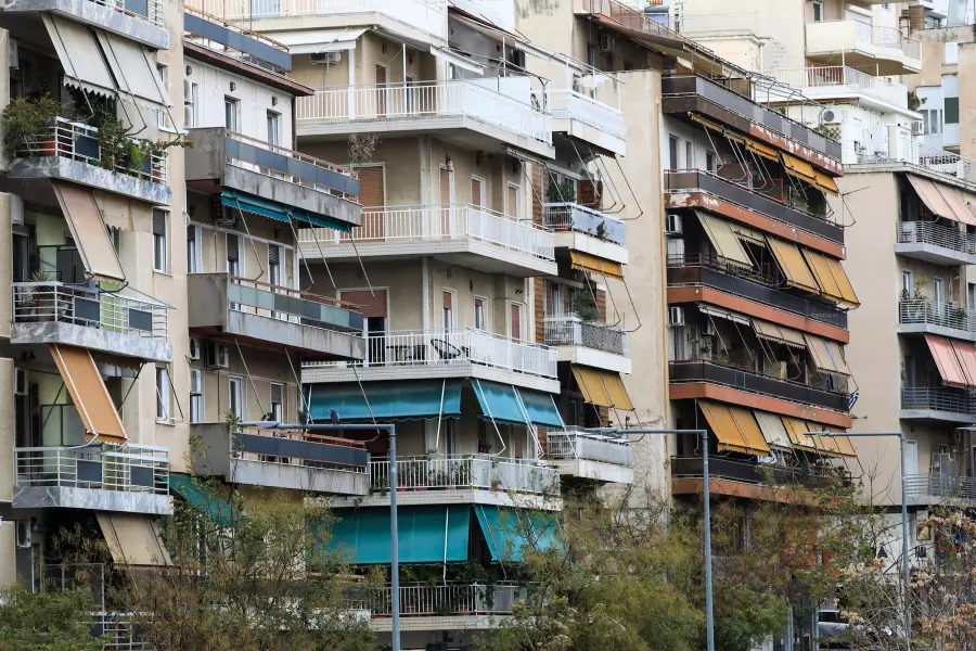 Οπτικές ίνες: Νέοι κανόνες στις πολυκατοικίες μετά τις διπλές εγκαταστάσεις από ΟΤΕ, Vodafone και Nova