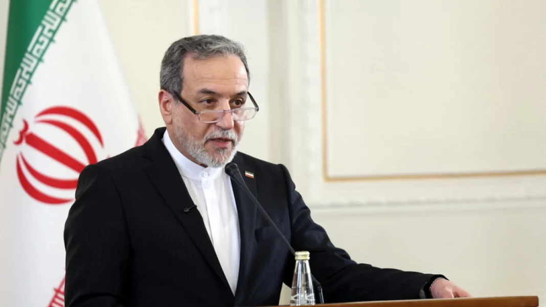 Ο Ιρανός υπουργός Εξωτερικών διαβίβασε στον Γουίτκοφ τους τρεις όρους της Τεχεράνης για τα Στενά του Ορμούζ
