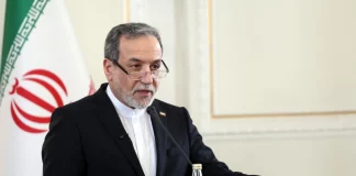 Ο Ιρανός υπουργός Εξωτερικών διαβίβασε στον Γουίτκοφ τους τρεις όρους της Τεχεράνης για τα Στενά του Ορμούζ
